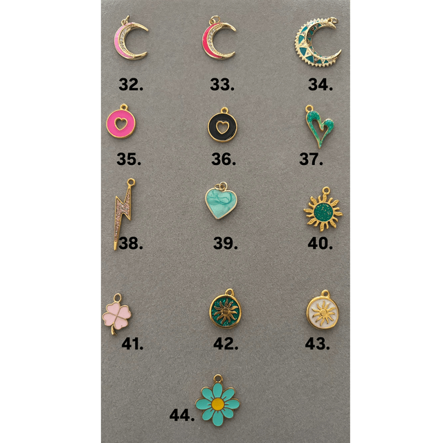 Collier avec 5 pendentifs